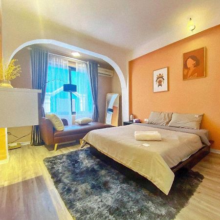 Aimee House - Dinh Liet Apartment Hanoi Bagian luar foto