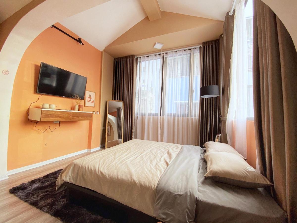 Aimee House - Dinh Liet Apartment Hanoi Bagian luar foto
