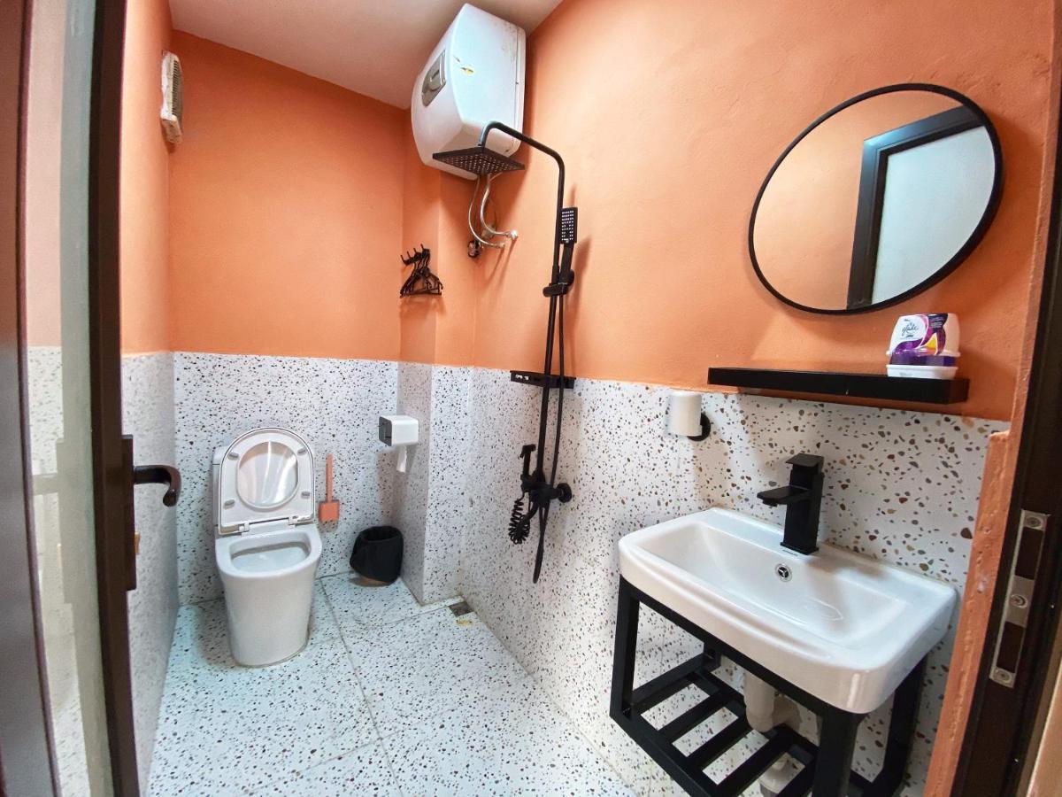 Aimee House - Dinh Liet Apartment Hanoi Bagian luar foto